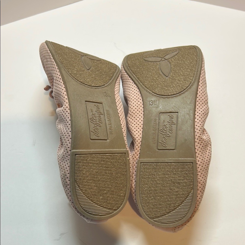 dexflex comfort Blush Pink Perforated Ballet Flats with Bow 13W - Picture 4 of 4
